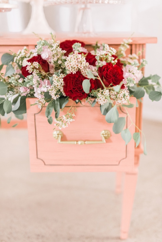 pink-and-gold-modern-romance-wedding