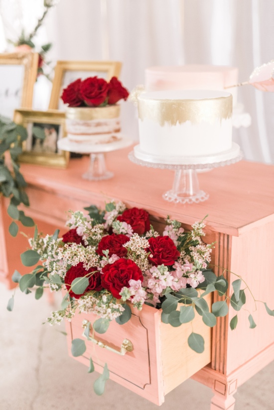 pink-and-gold-modern-romance-wedding
