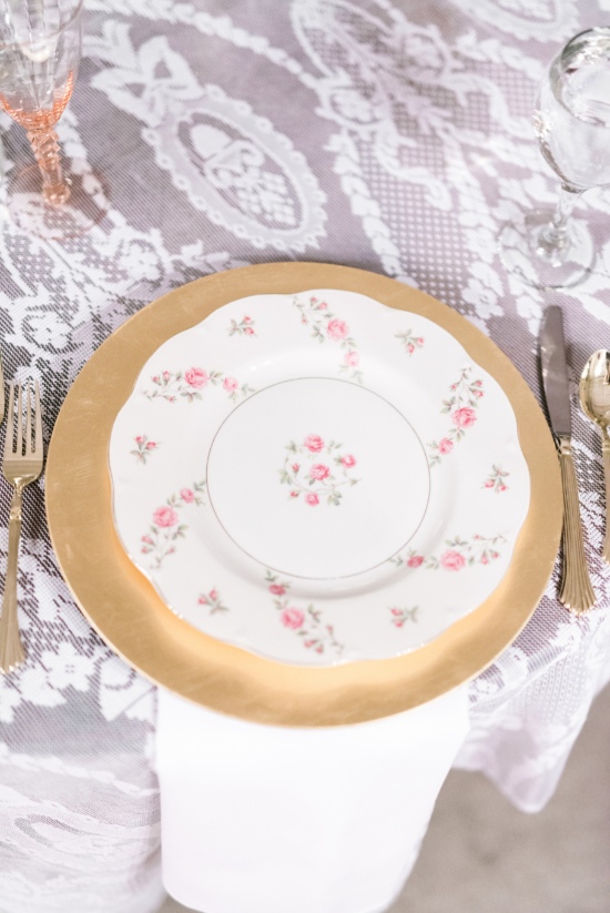 pink-and-gold-modern-romance-wedding