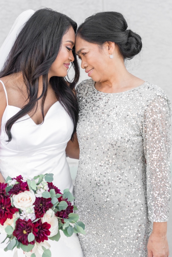 pink-and-gold-modern-romance-wedding