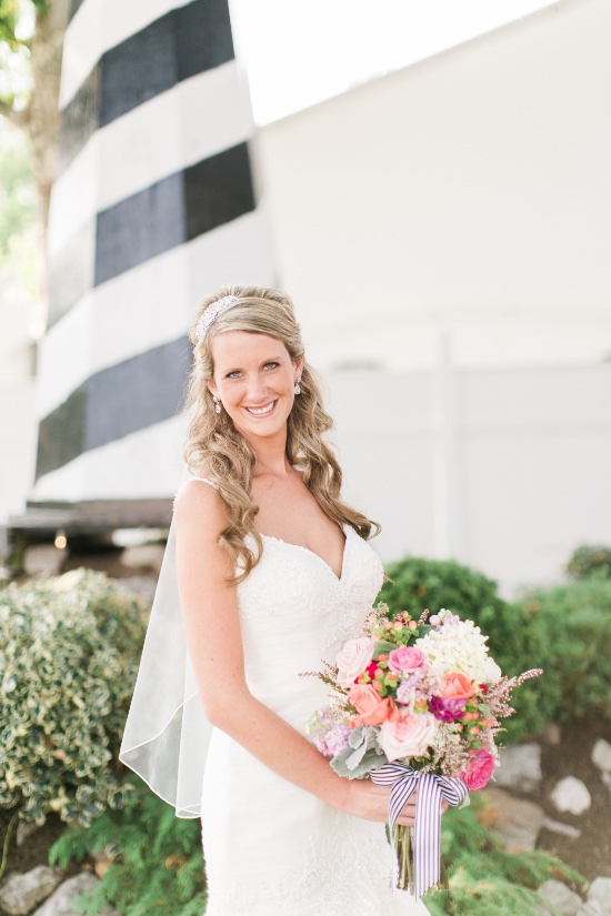 preppy-black-gold-and-white-wedding