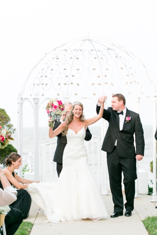 preppy-black-gold-and-white-wedding