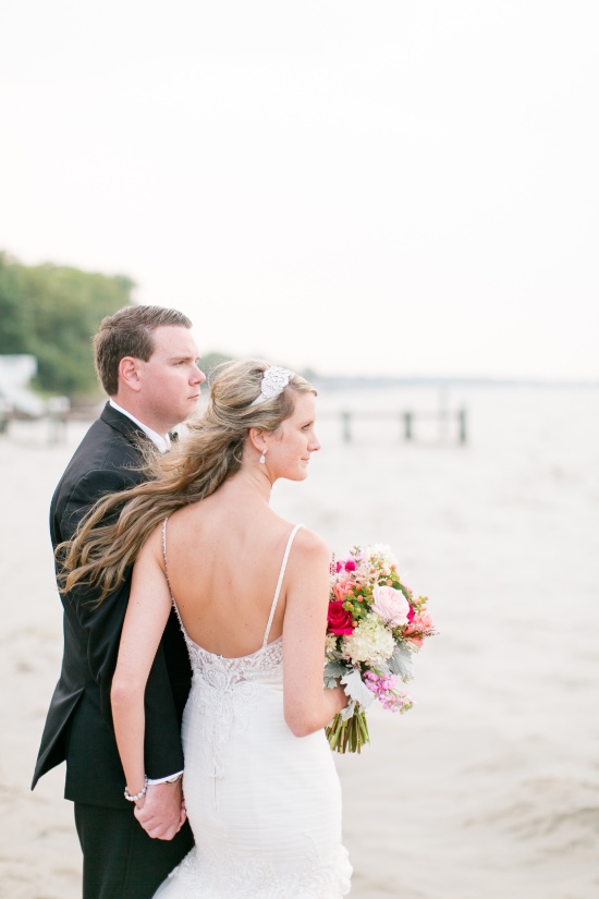 preppy-black-gold-and-white-wedding