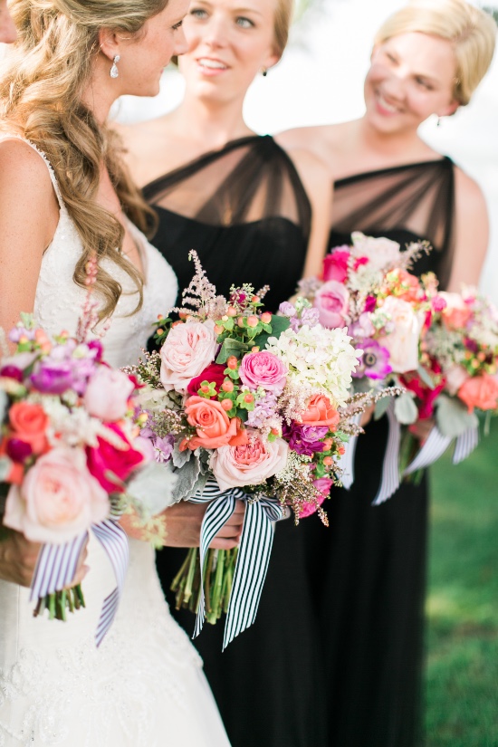 preppy-black-gold-and-white-wedding