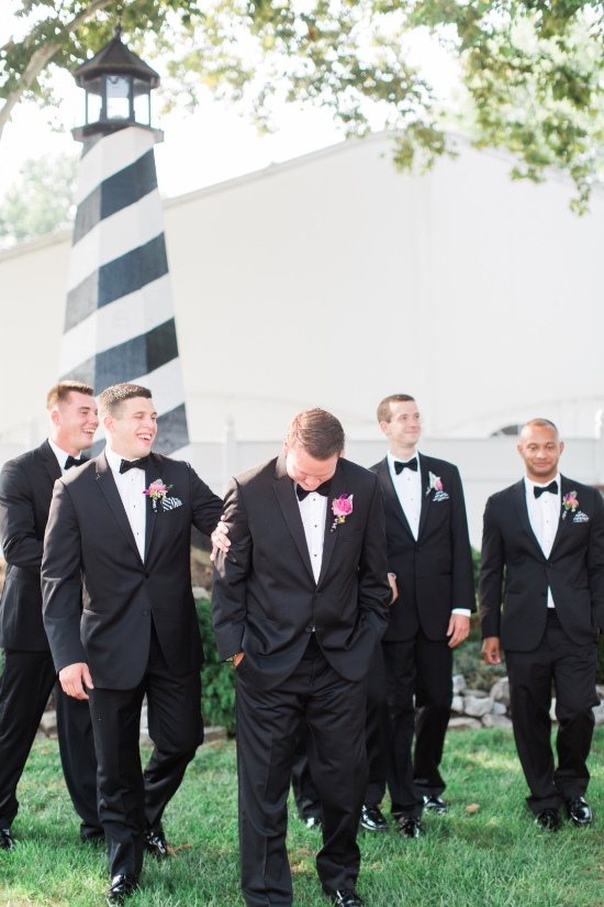 preppy-black-gold-and-white-wedding