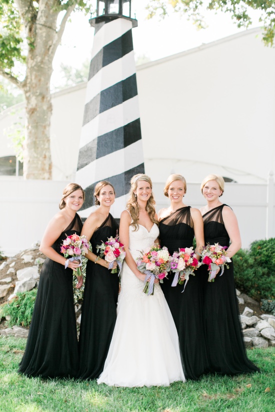 preppy-black-gold-and-white-wedding