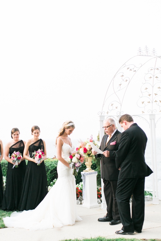 preppy-black-gold-and-white-wedding