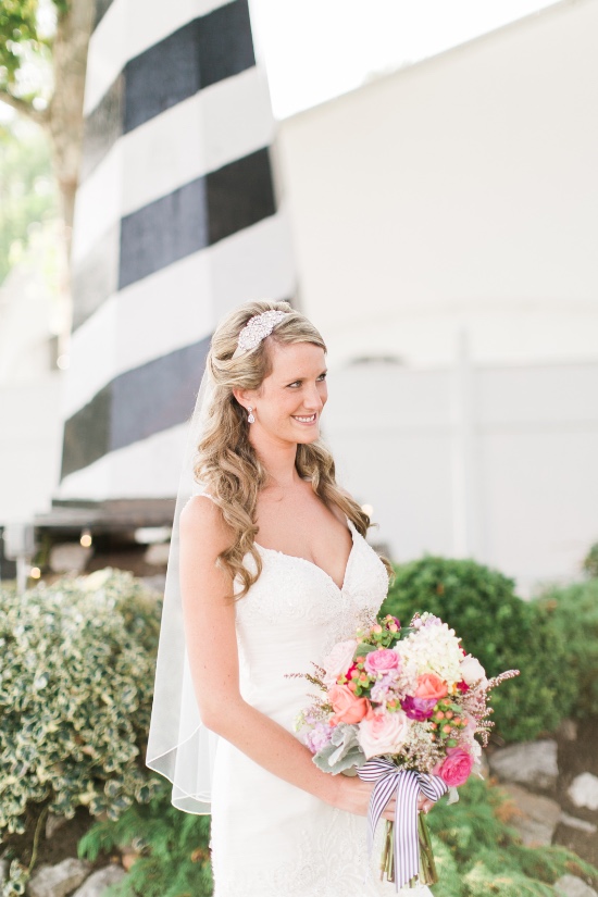 preppy-black-gold-and-white-wedding