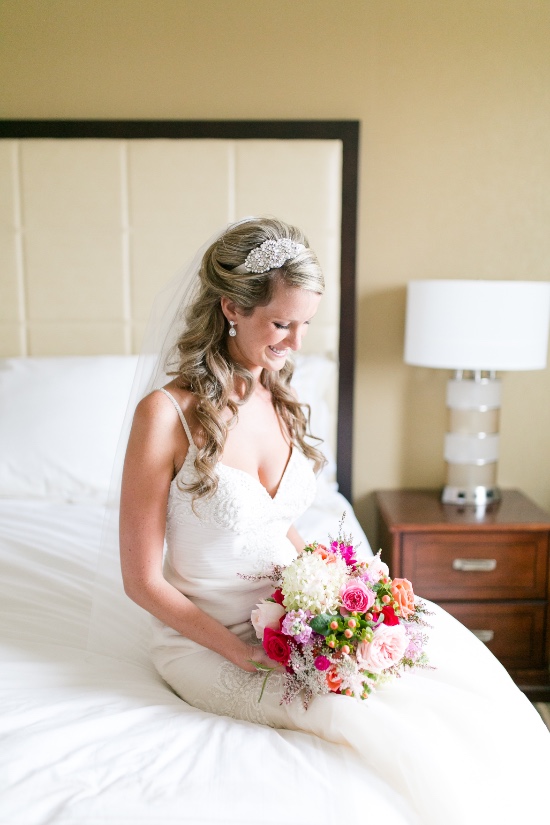 preppy-black-gold-and-white-wedding
