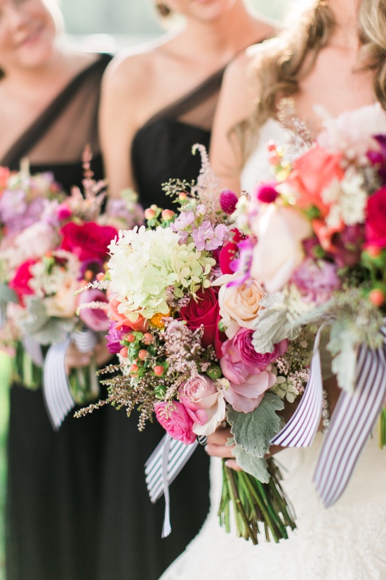 preppy-black-gold-and-white-wedding