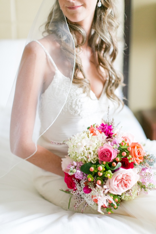 preppy-black-gold-and-white-wedding
