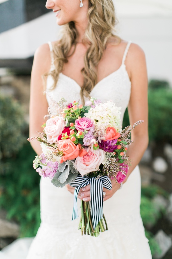 preppy-black-gold-and-white-wedding