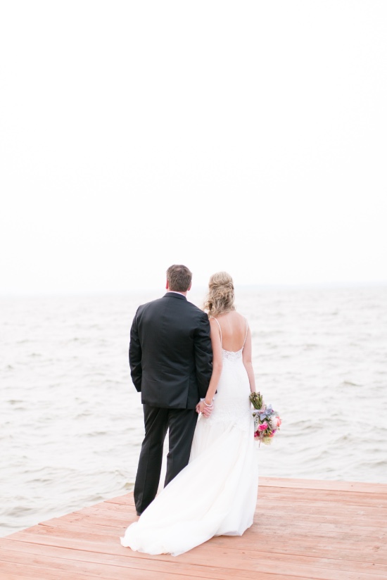 preppy-black-gold-and-white-wedding