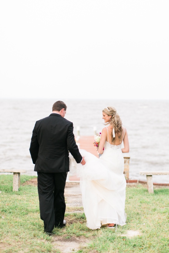 preppy-black-gold-and-white-wedding