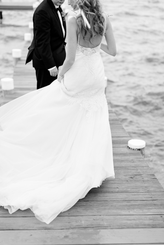 preppy-black-gold-and-white-wedding