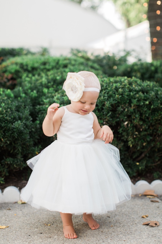 preppy-black-gold-and-white-wedding