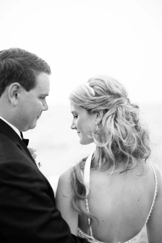 preppy-black-gold-and-white-wedding