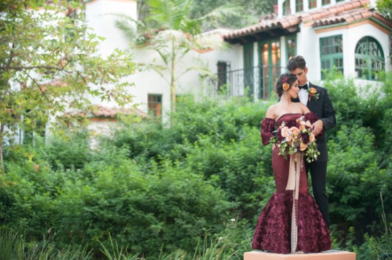 red-and-gold-spanish-wedding-ideas