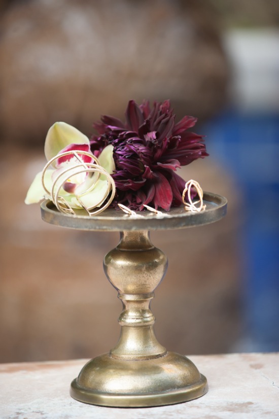 red-and-gold-spanish-wedding-ideas