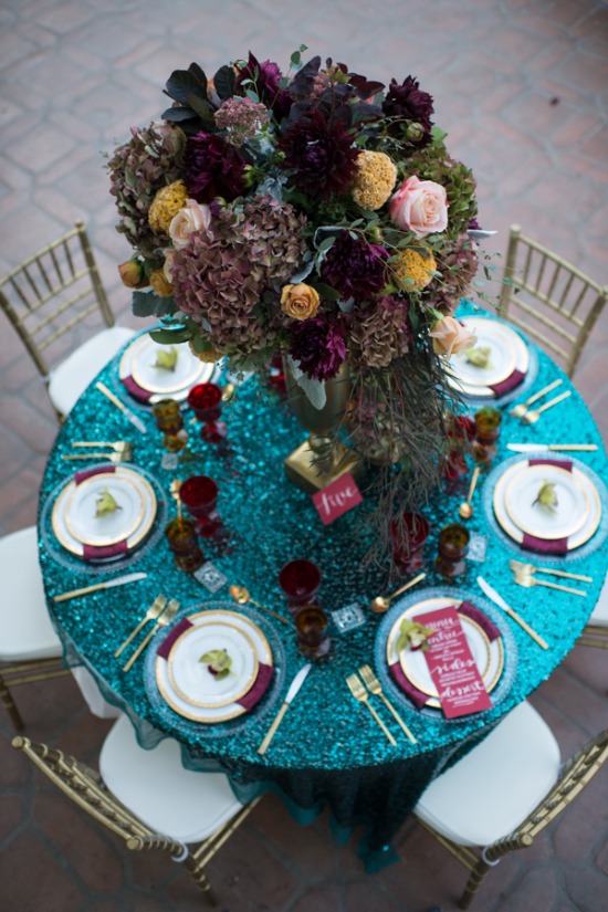 red-and-gold-spanish-wedding-ideas