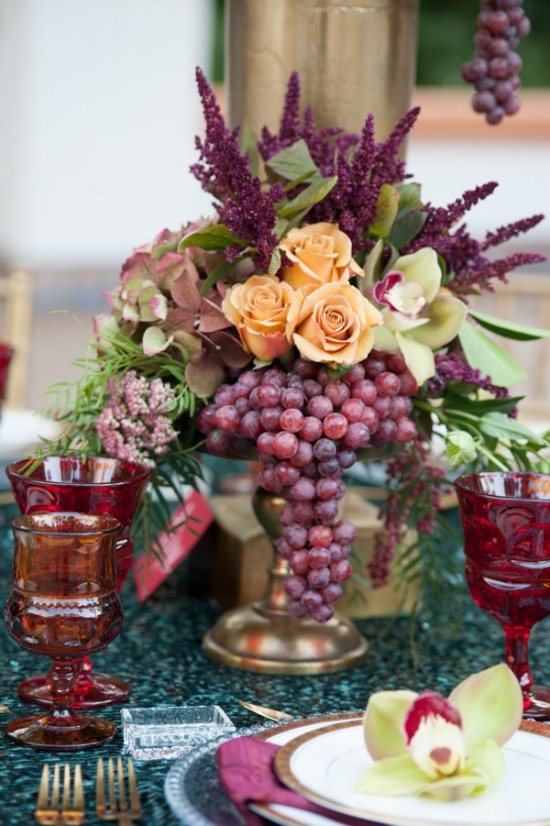 red-and-gold-spanish-wedding-ideas