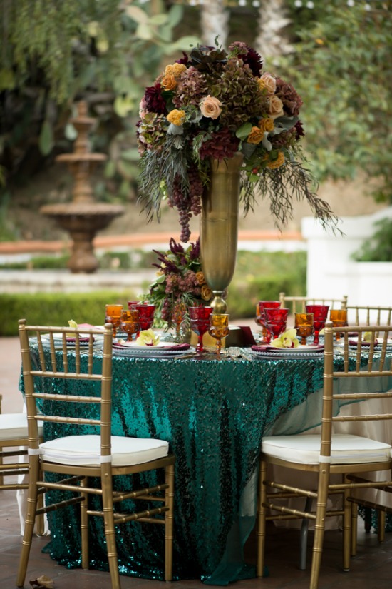 red-and-gold-spanish-wedding-ideas