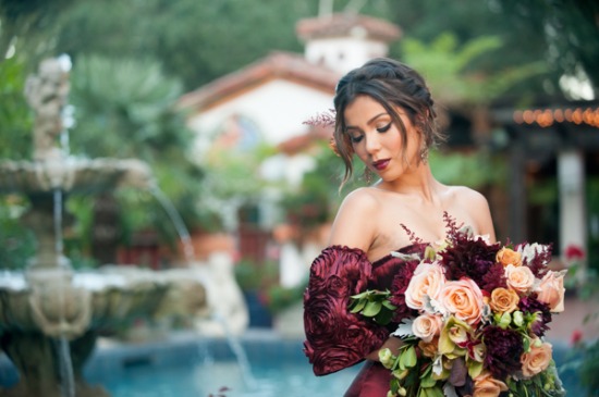 red-and-gold-spanish-wedding-ideas