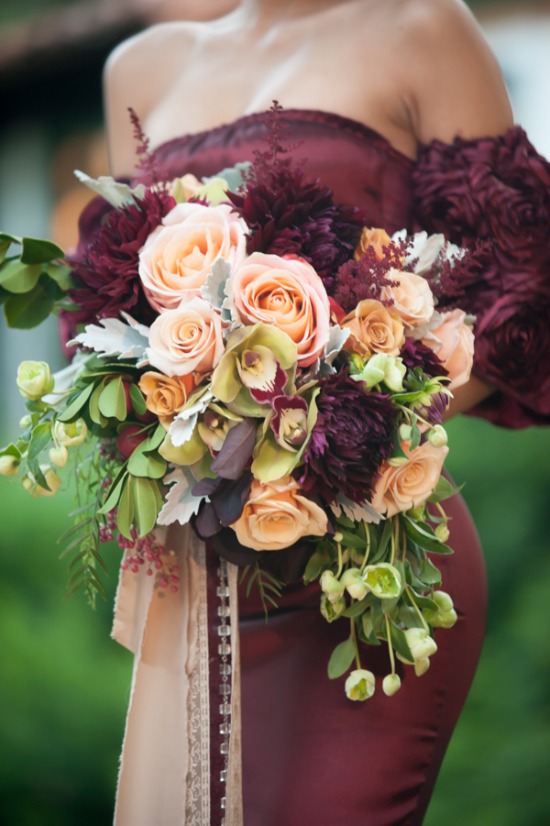 red-and-gold-spanish-wedding-ideas