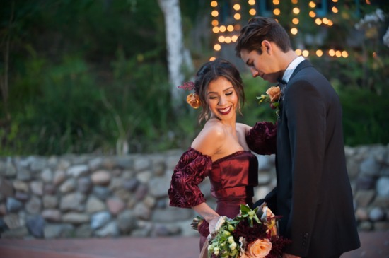 red-and-gold-spanish-wedding-ideas