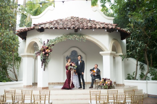 red-and-gold-spanish-wedding-ideas