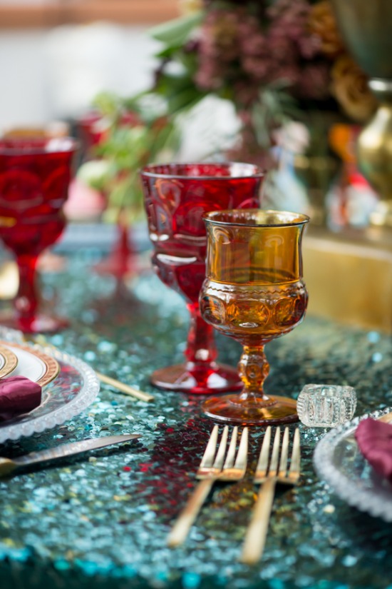 red-and-gold-spanish-wedding-ideas