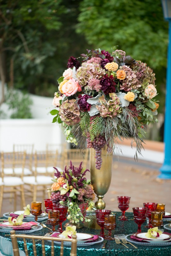 red-and-gold-spanish-wedding-ideas