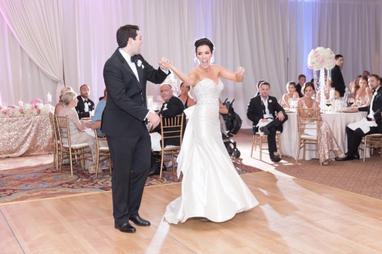 romantic-pink-rose-wedding