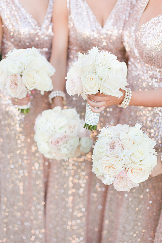 white rose wedding bouquets @weddingchicks