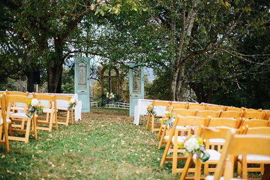 rustic-fall-farm-wedding
