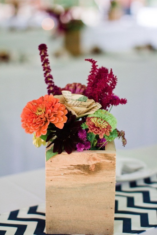 rustic-outdoor-gold-blue-and-orange