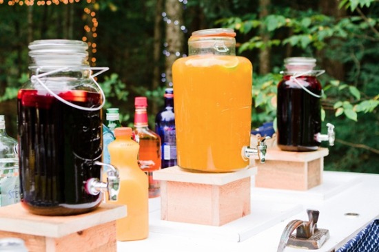 rustic-outdoor-gold-blue-and-orange