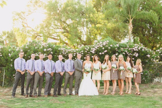 rustic-purple-and-white-outdoor-wedding