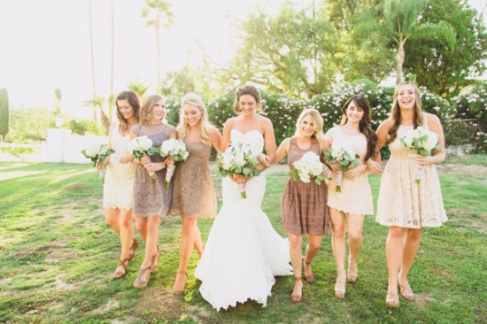 rustic-purple-and-white-outdoor-wedding