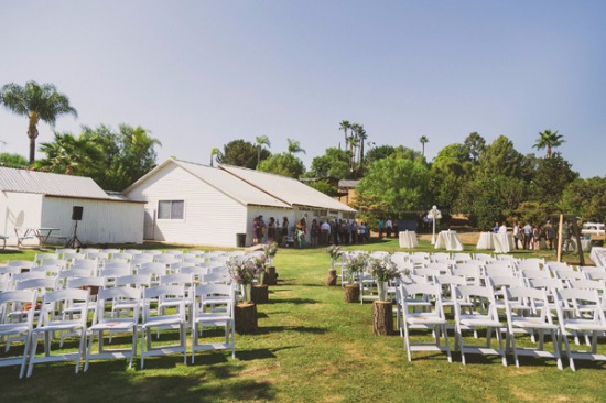 rustic-purple-and-white-outdoor-wedding