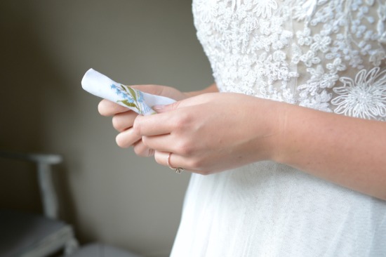 soft-pink-focus-on-family-wedding