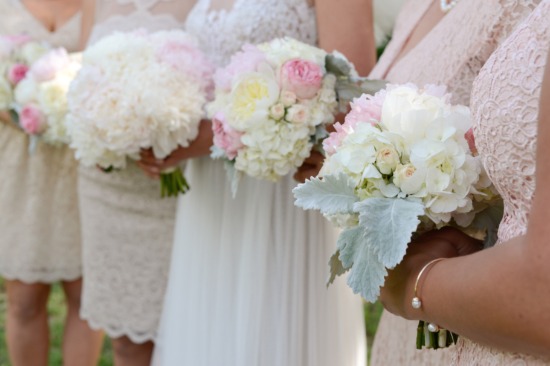 soft-pink-focus-on-family-wedding