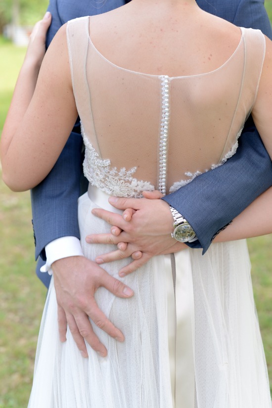 soft-pink-focus-on-family-wedding
