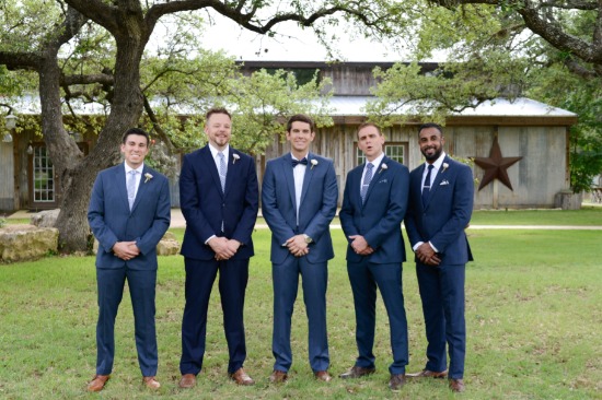 soft-pink-focus-on-family-wedding