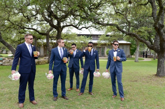 soft-pink-focus-on-family-wedding