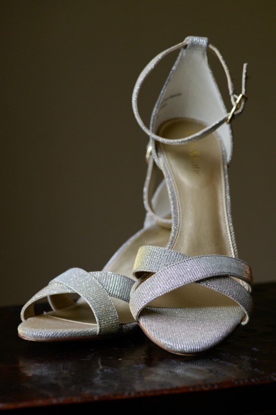 soft-pink-focus-on-family-wedding