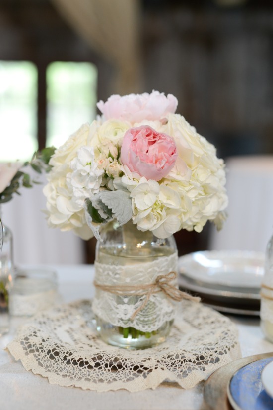 soft-pink-focus-on-family-wedding
