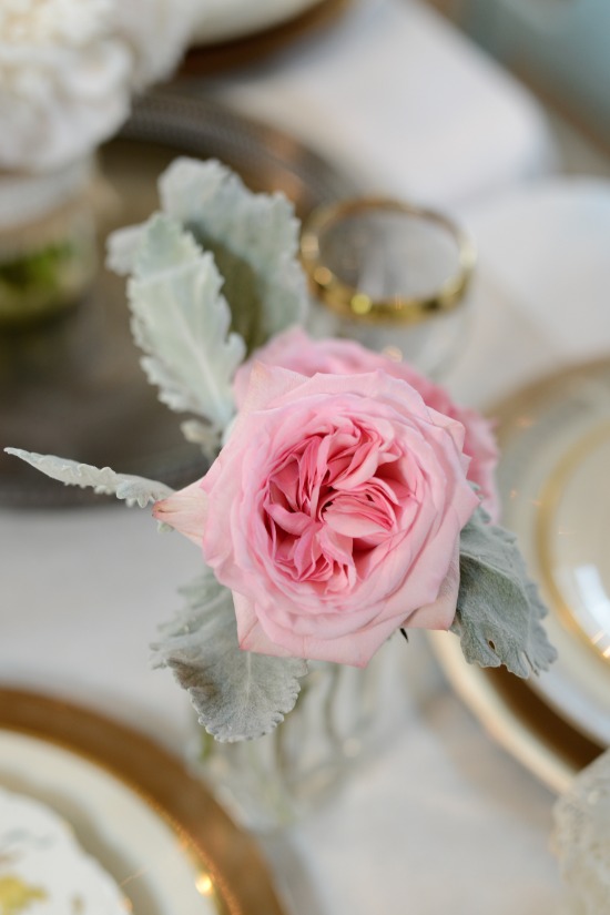 soft-pink-focus-on-family-wedding