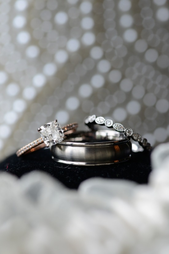 soft-pink-focus-on-family-wedding