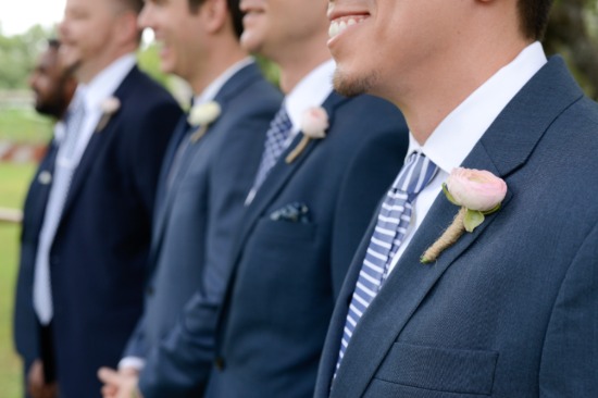 soft-pink-focus-on-family-wedding